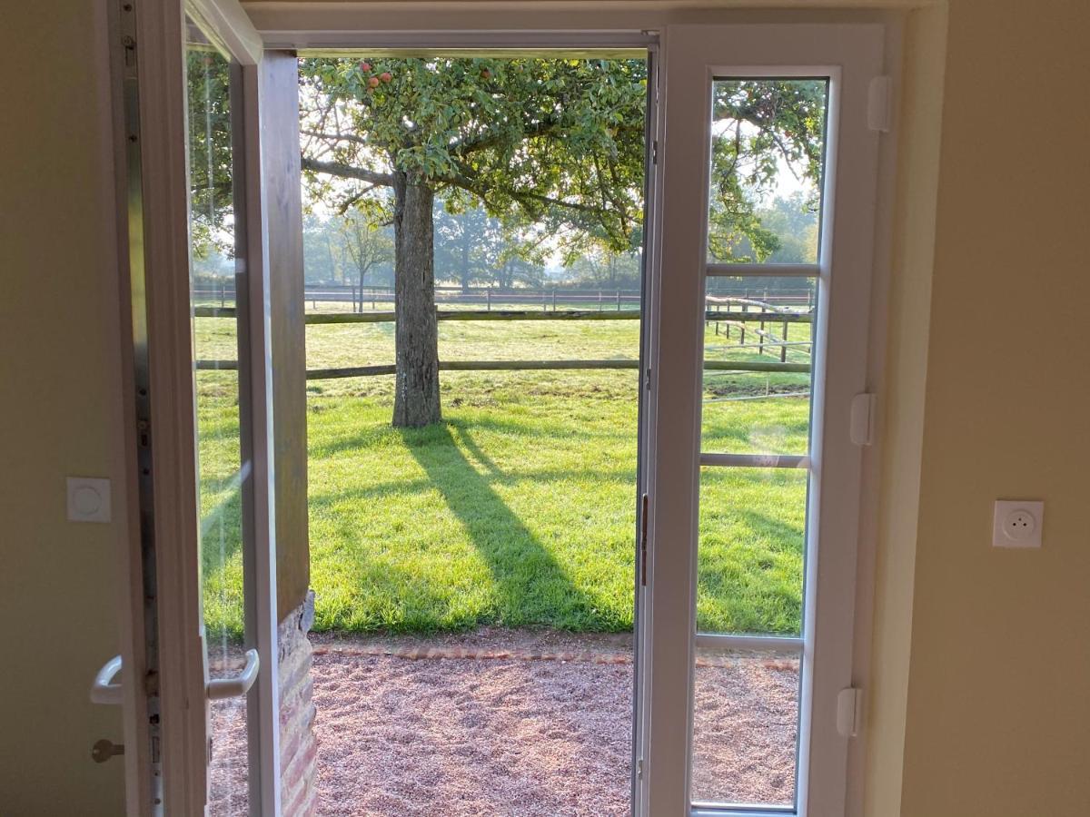 Appartement La Longere du Haras à Manerbe Extérieur photo