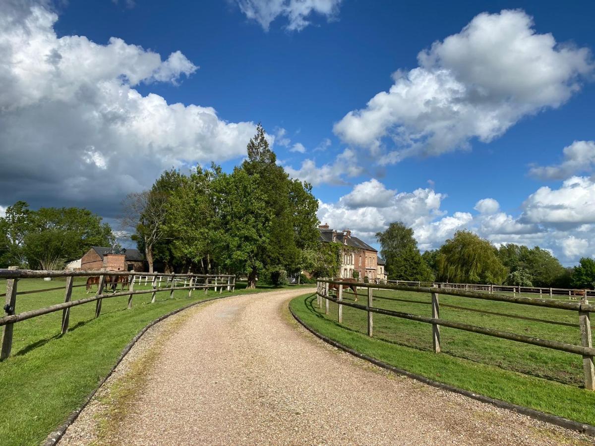 Appartement La Longere du Haras à Manerbe Extérieur photo